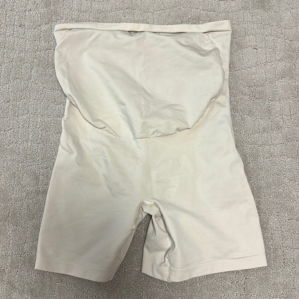 Belly Bandit Maternity shape wear size M nude